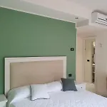 Regina ホテル 4*