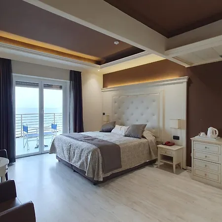 Regina 4* Alassio