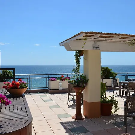 Regina Hotel 4*