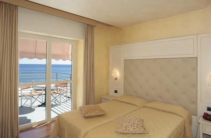 Hotell Regina Alassio