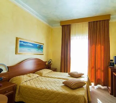 Regina Hotel