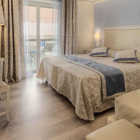 Regina 4* Алассио