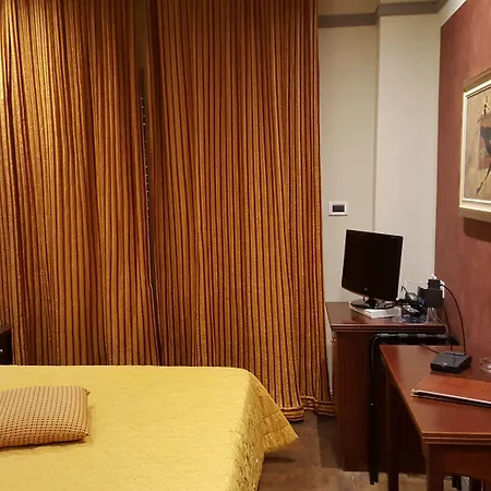 Regina 4*