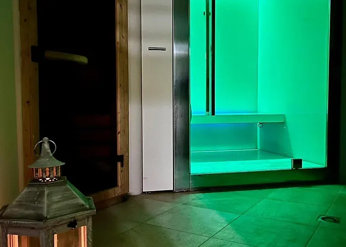 里贾纳酒店 酒店