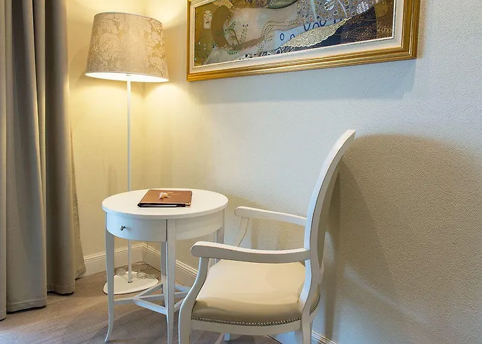 里贾纳酒店 4* 阿拉西奥